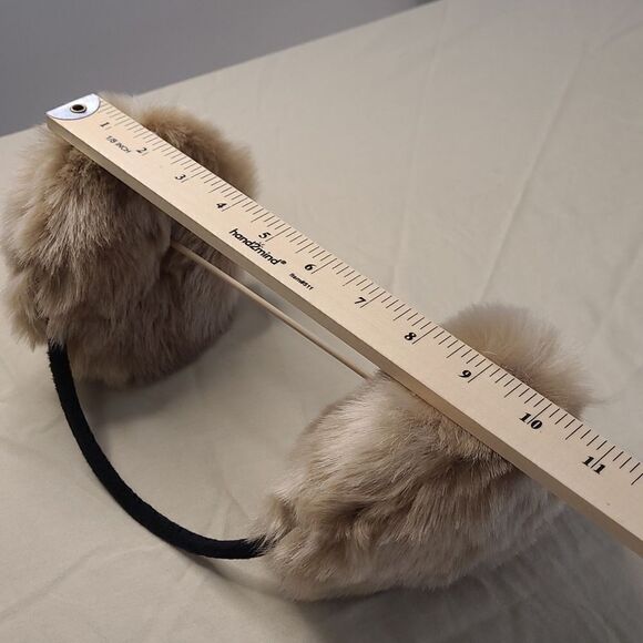 Faux fur ear muffs - Picture 3 of 4
